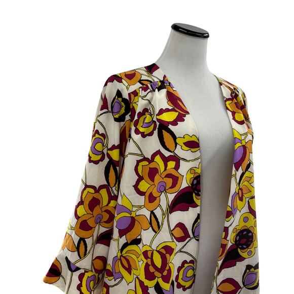 ModCloth Certainly Styled Floral Retro Cream Kimono - Picture 6 of 11